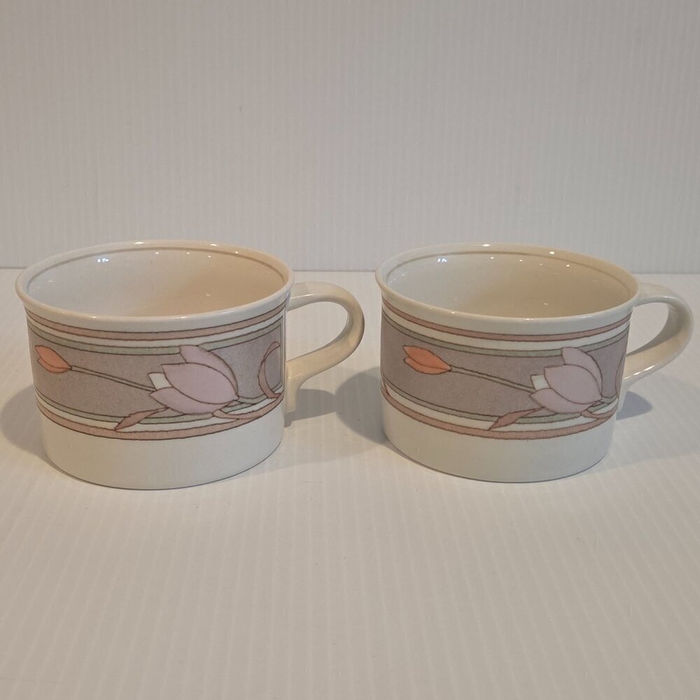 Mikasa Japan Meadow Sun Intaglio Tea Coffee Mugs Set of 2 CAC02 8 Oz Tulips